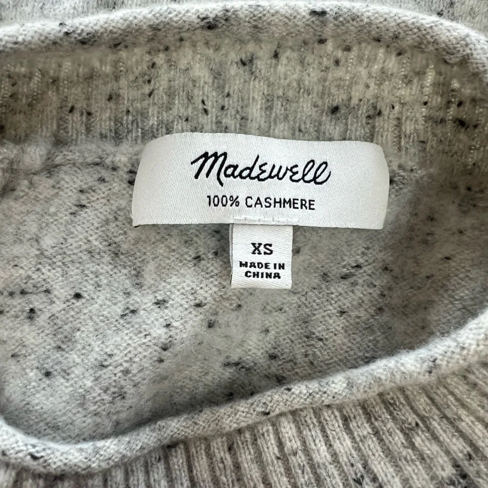 Madewell Donegal 100% Cashmere Roll-Trim Pullover Sweater in Light Grey, size XS